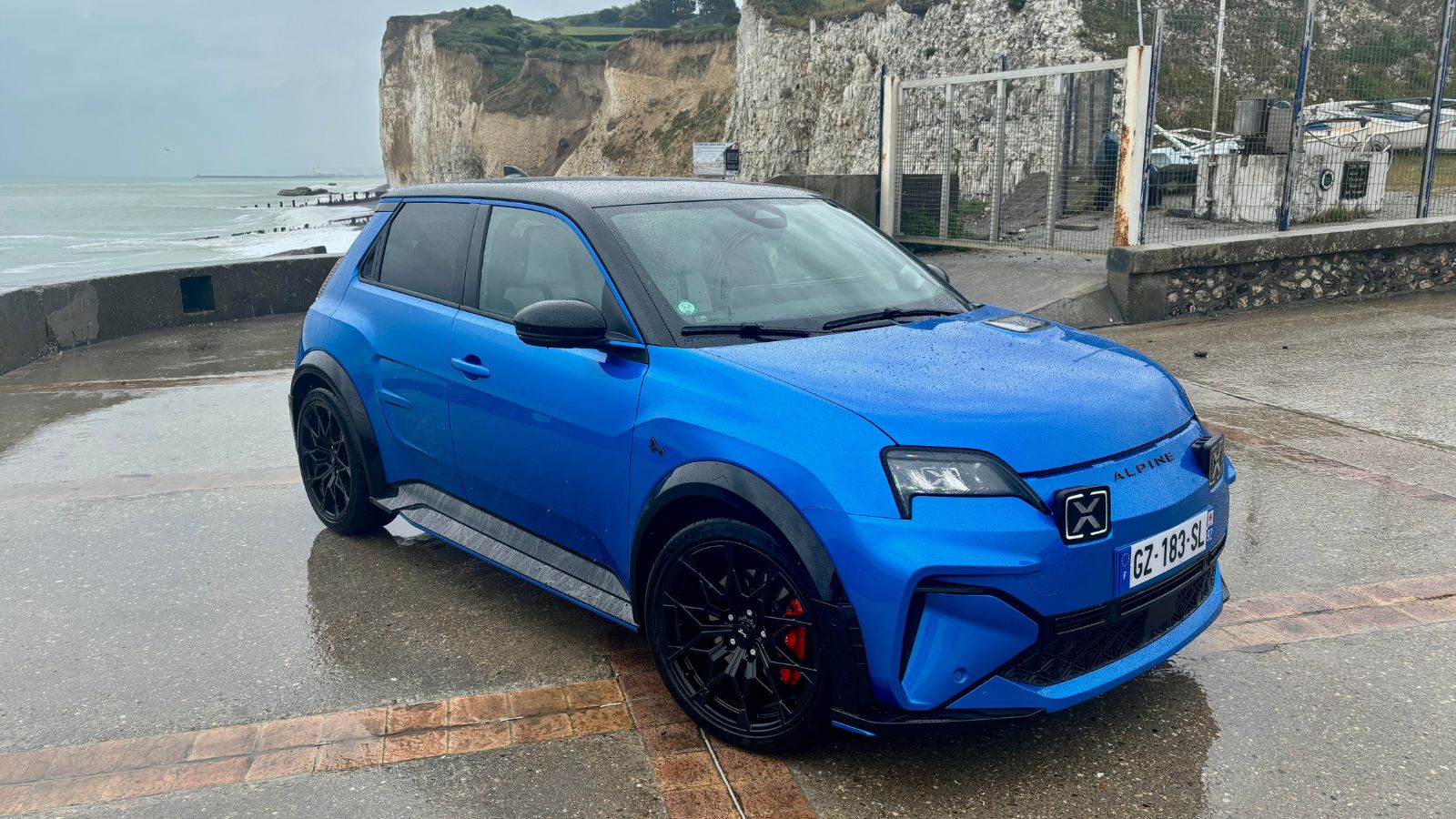 découvrez l'alpine a290, la petite gti électrique qui allie performance et émotion pour une conduite électrisante et respectueuse de l'environnement.