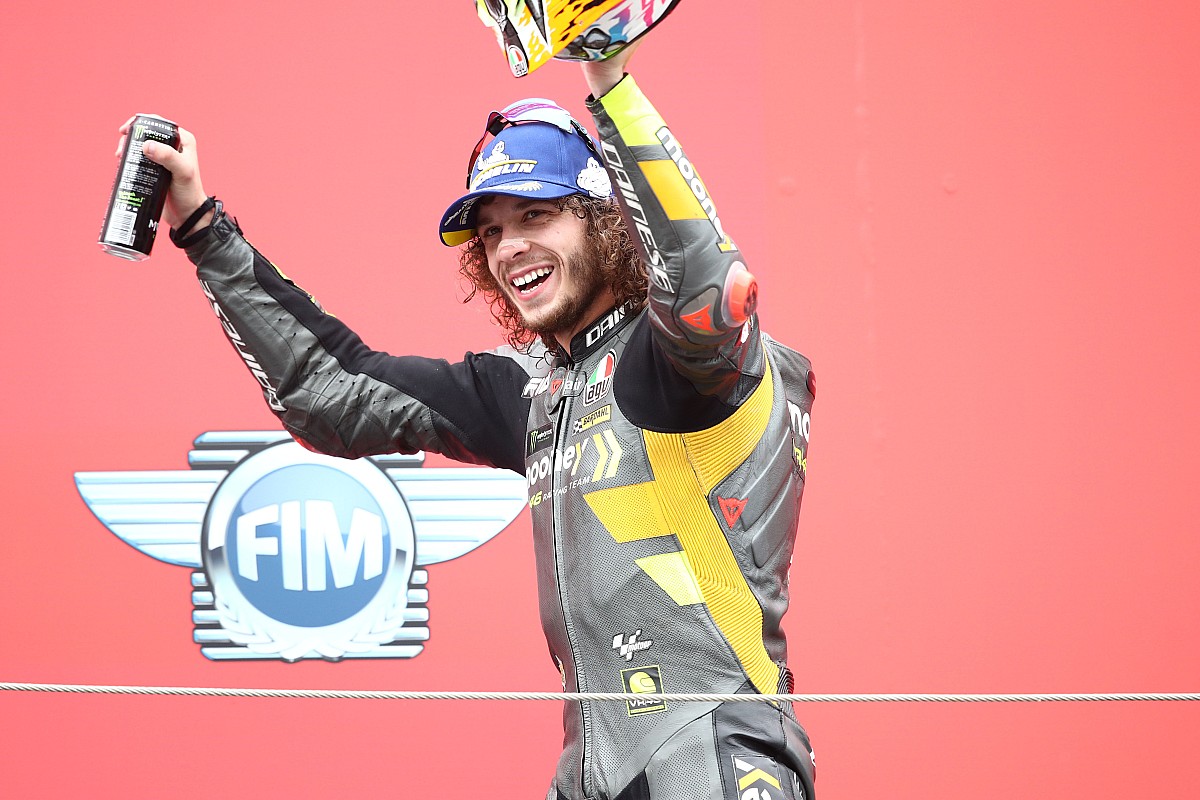 bezzecchi démarre en beauté la saison 2026 avec une performance impressionnante, annonçant une année prometteuse.