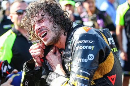 découvrez comment bezzecchi débute avec éclat la saison 2026, marquant les esprits avec une performance impressionnante.