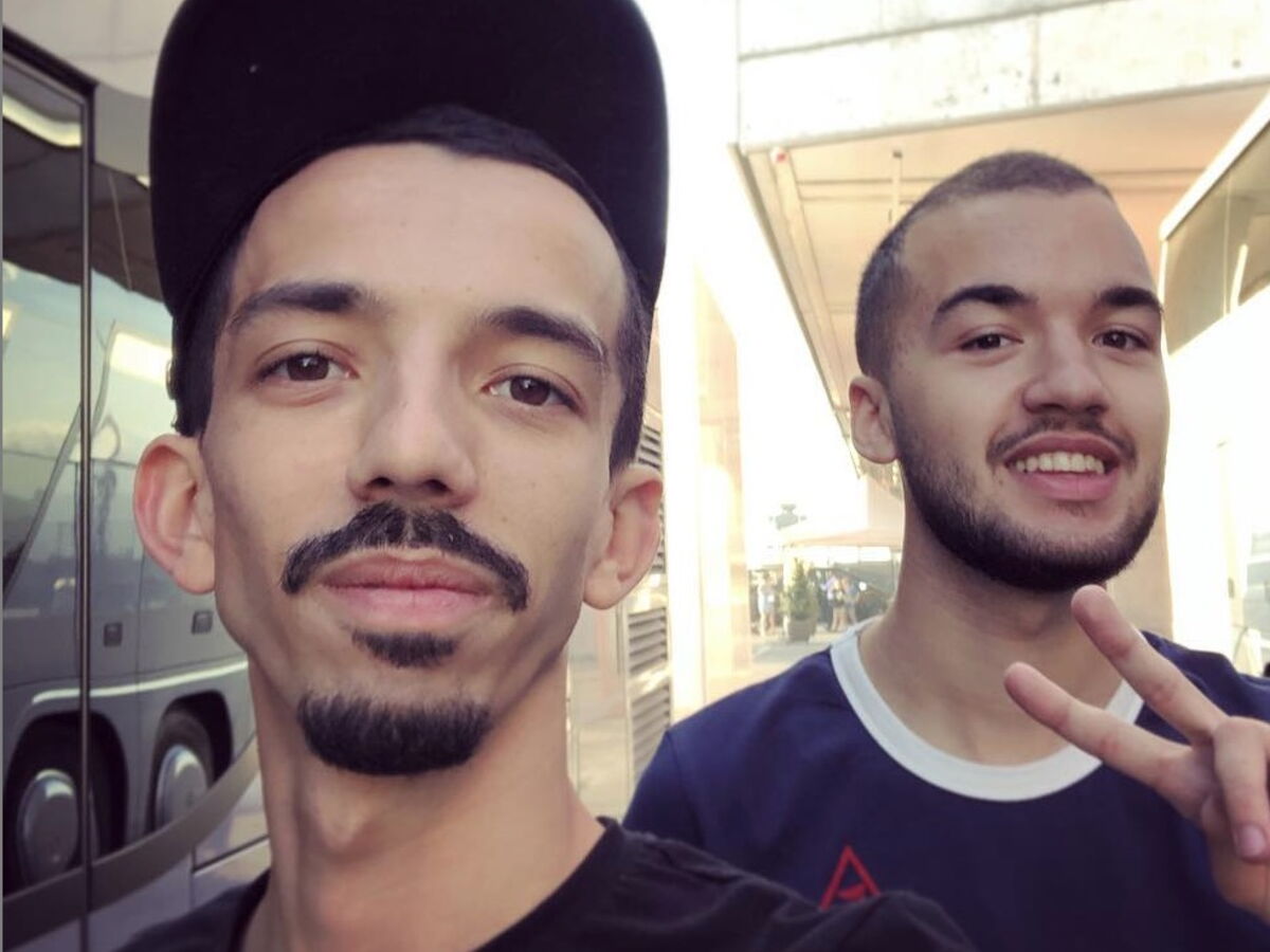 Bigflo et Oli métamorphosent la DS n°4 'Taylor Made Concept' en véritable star de leur nouveau clip découvrez comment bigflo & oli métamorphosent la ds n°4 en véritable star dans leur nouveau clip, alliant musique et passion automobile.