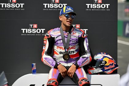 découvrez les conseils précieux de marc márquez adressés à ses chirurgiens pour accompagner jorge martín dans sa récupération.