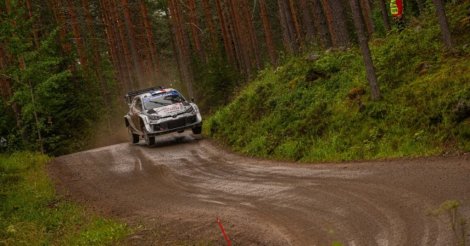 découvrez la disparition spectaculaire d'ouninpohja lors du légendaire rallye de finlande, un moment marquant de cette épreuve automobile.