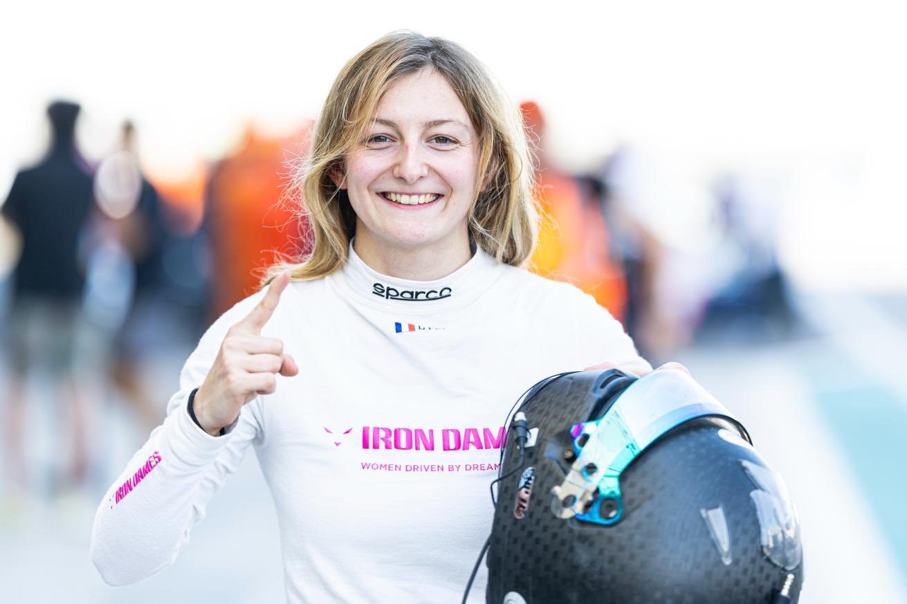 découvrez le retour de doriane pin en endurance pour la saison 2026, avec des performances et un engagement passionné sur les circuits.