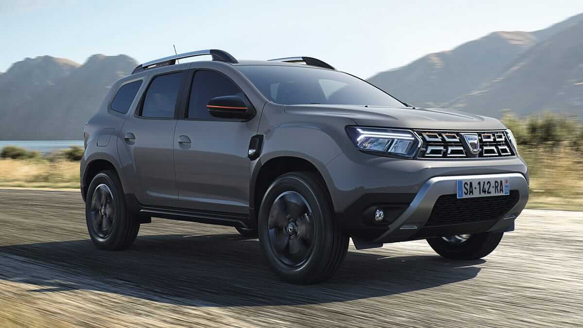 découvrez en exclusivité la nouvelle dacia spacer, une logan surdimensionnée alliant espace, confort et design audacieux pour vos aventures au quotidien.