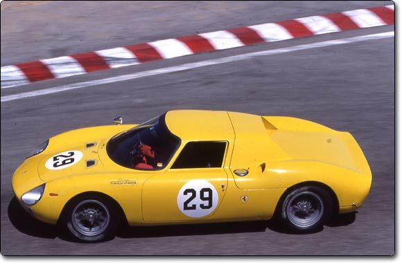 découvrez la ferrari jaune, championne des 24 heures du mans, symbole de puissance et de performance légendaire dans la course d'endurance emblématique.