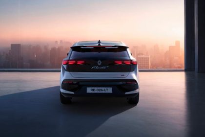 découvrez filante, le nouveau suv renault puissant de 250 chevaux alliant performance et design moderne pour une conduite exceptionnelle.