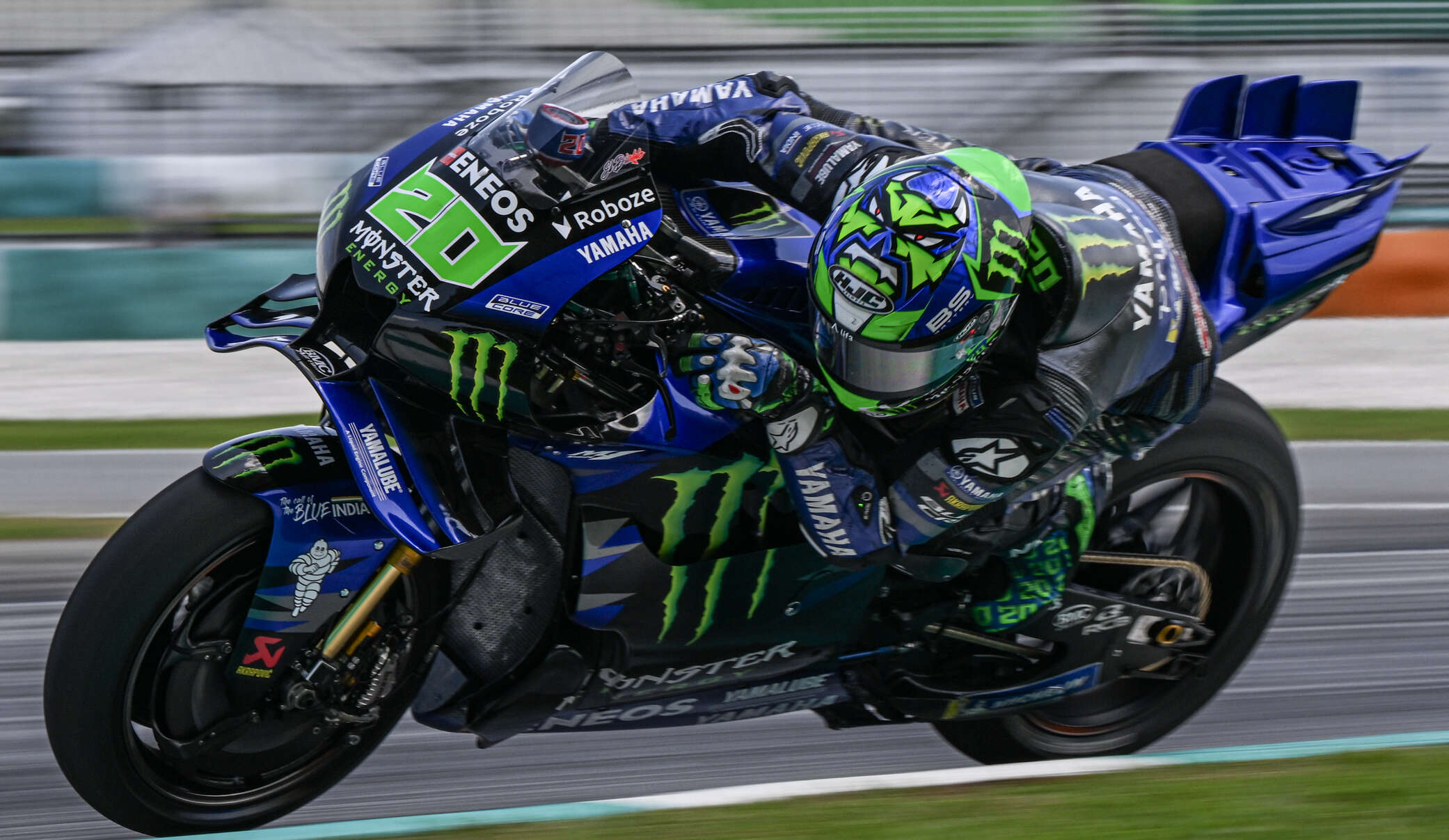 découvrez le lancement officiel de la saison motogp 2026 à kuala lumpur, un événement incontournable pour les passionnés de vitesse et de motocyclisme.