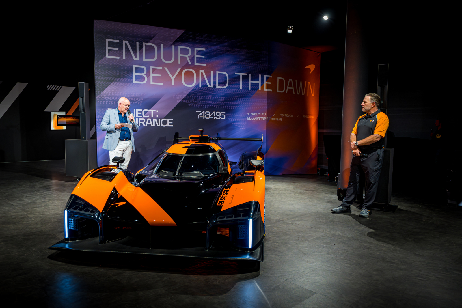 découvrez le premier pilote officiel mclaren pour la nouvelle hypercar, alliant performance extrême et innovation technologique.