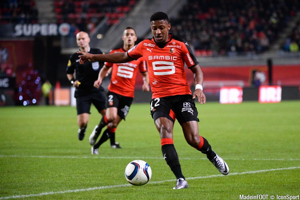 découvrez comment moreira séduit lcr grâce à son calme impressionnant et sa précision remarquable dans chaque action.