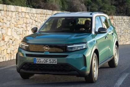 découvrez pourquoi l'opel frontera hybrid est moins cher que le dacia duster tout en offrant des performances écologiques et économiques. comparez les avantages dès aujourd'hui !