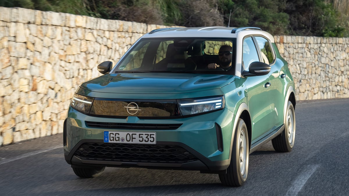 découvrez pourquoi l'opel frontera hybrid est moins cher que le dacia duster tout en offrant des performances écologiques et économiques. comparez les avantages dès aujourd'hui !
