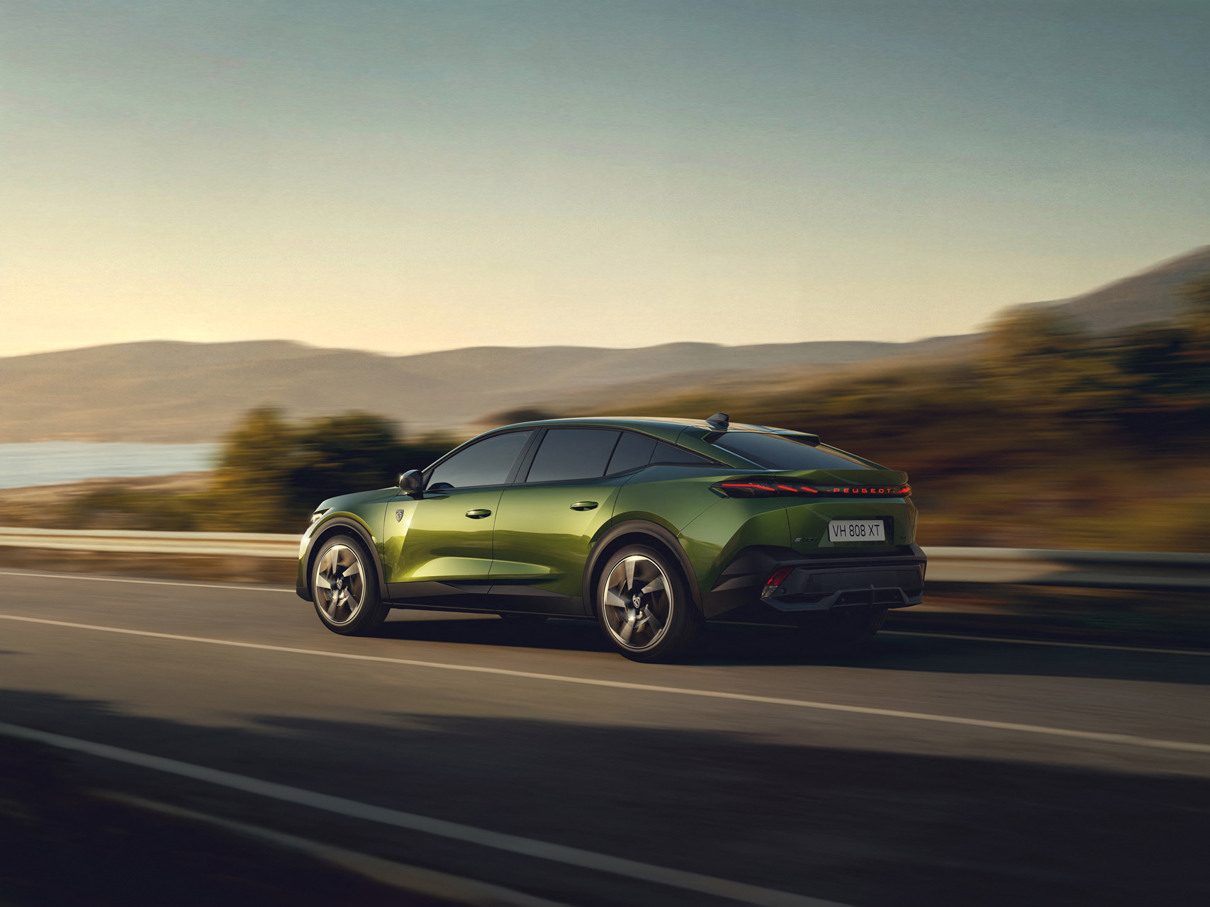 découvrez la peugeot 408 restylée : ses nouveautés, design revu et tarifs détaillés pour faire le meilleur choix.