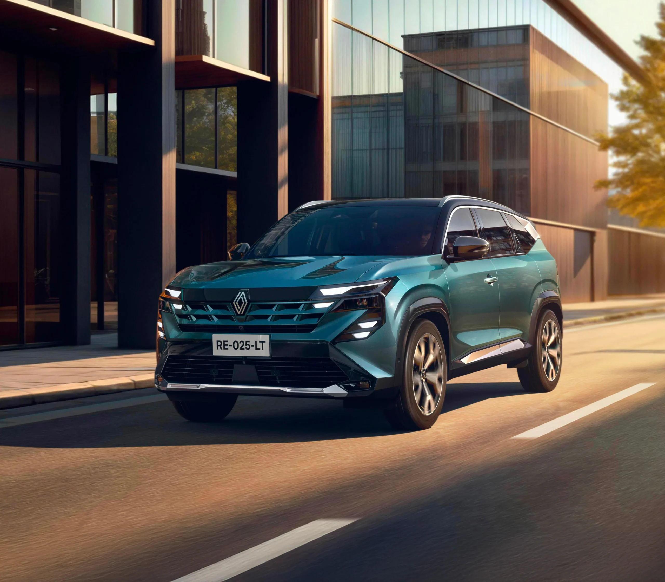 découvrez le renault duster en inde avec un design modernisé alliant robustesse et élégance pour une expérience de conduite unique.