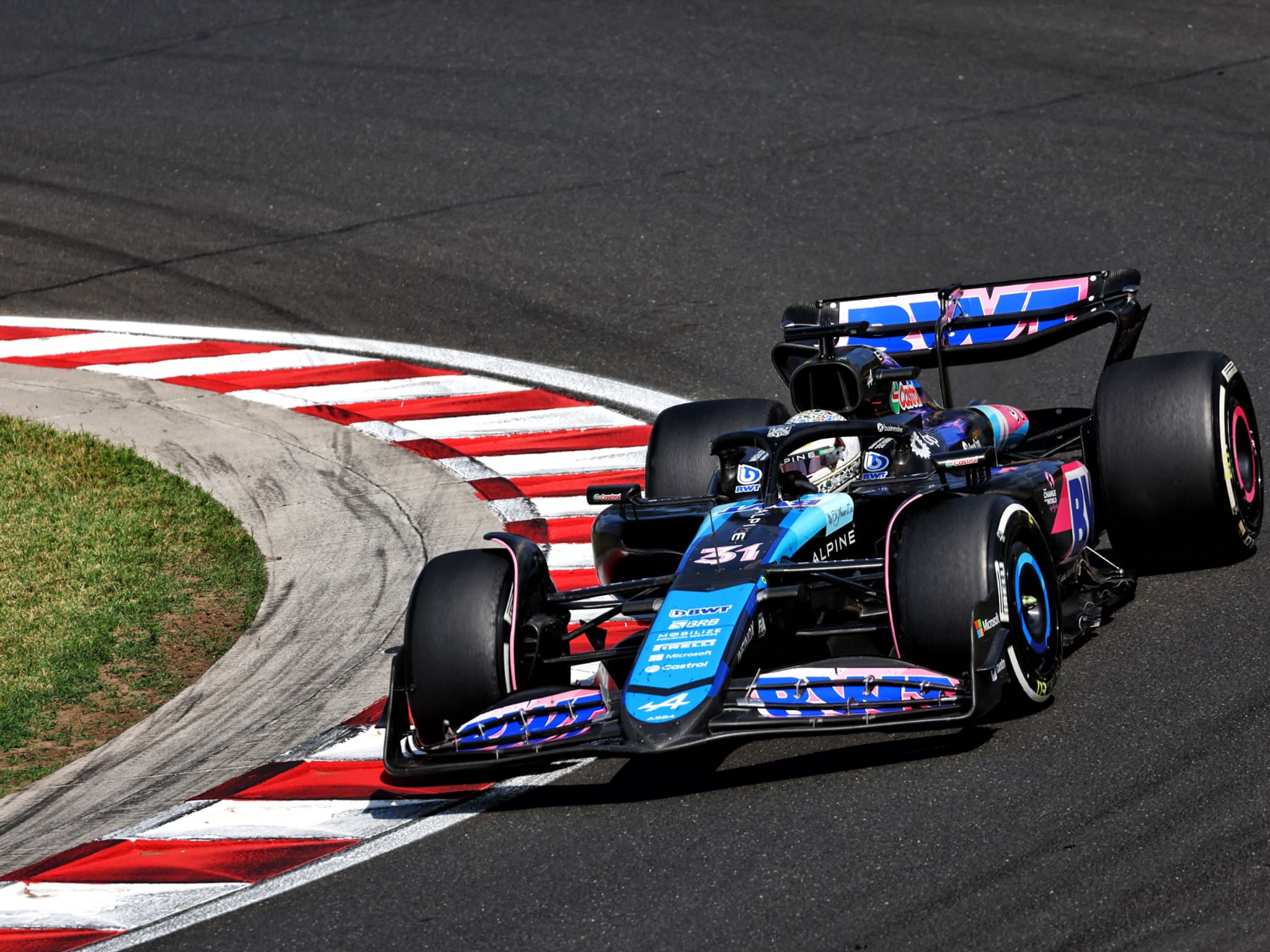 renault confirme la poursuite de ses activités industrielles et économiques à viry-châtillon, assurant ainsi la stabilité et l'emploi dans la région.