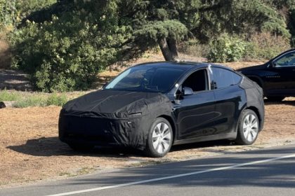découvrez la nouvelle tesla model y restylée : un design modernisé, des performances améliorées et une autonomie optimisée pour une expérience de conduite électrique inégalée.