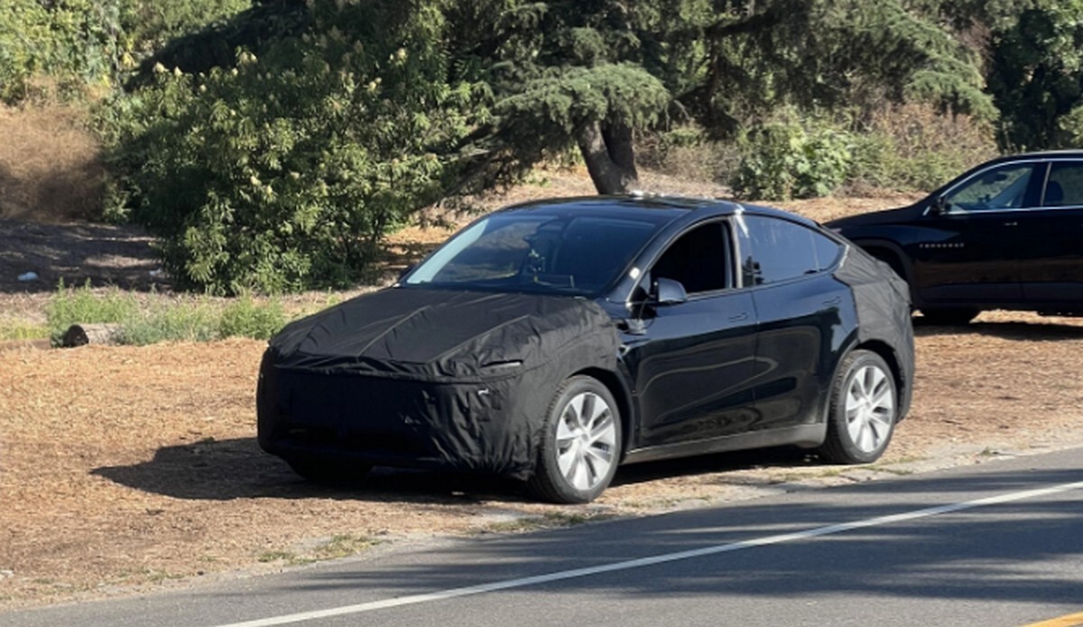 découvrez la nouvelle tesla model y restylée : un design modernisé, des performances améliorées et une autonomie optimisée pour une expérience de conduite électrique inégalée.