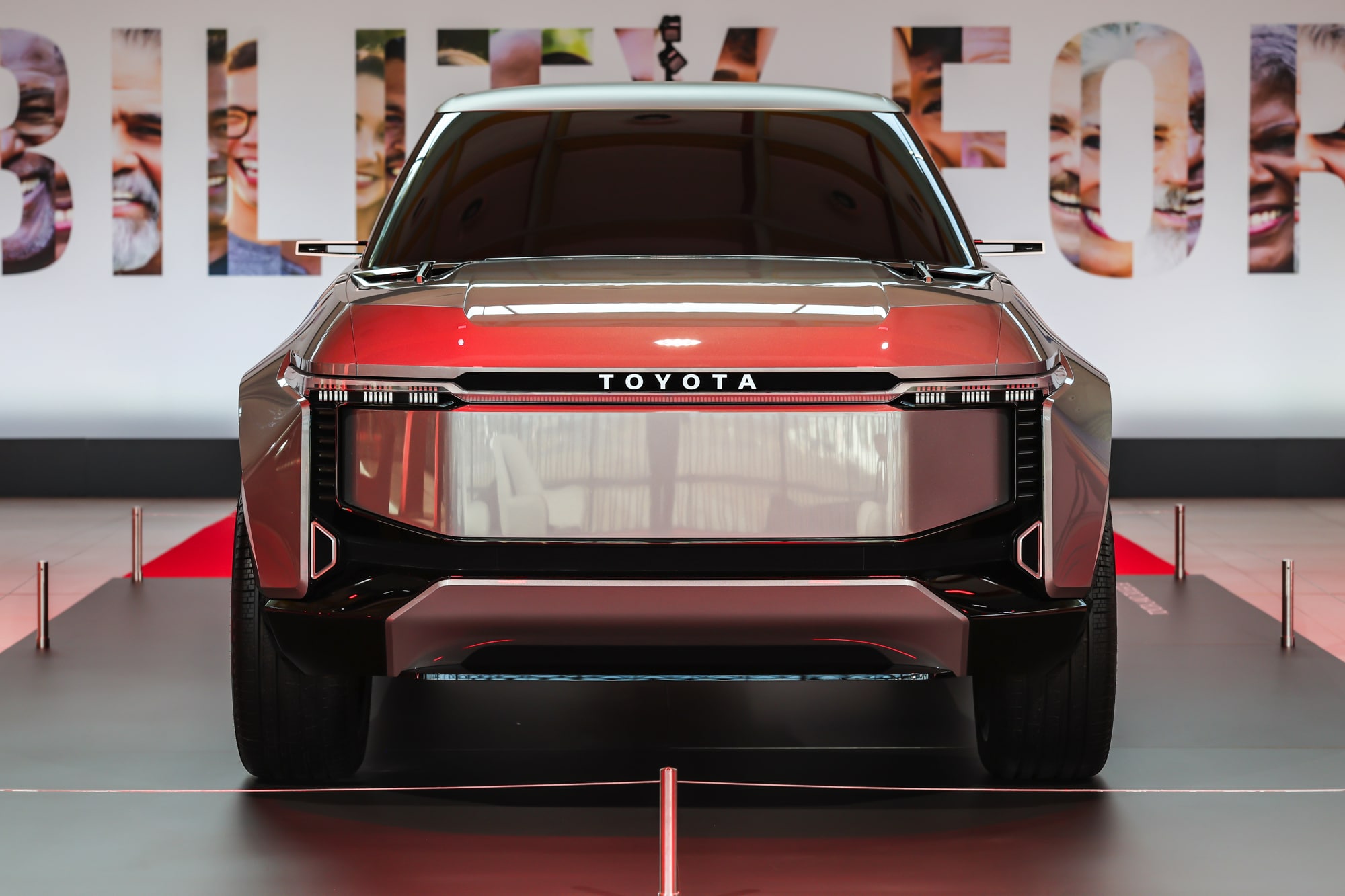 découvrez comment toyota révolutionne l’agencement des batteries pour voitures électriques, améliorant performance, autonomie et durabilité.