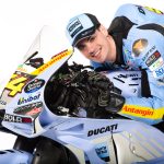 aldeguer revient en moto avec une béquille, retrouvant plus de confort et de stabilité lors de ses sorties.