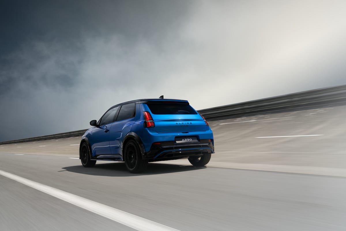 découvrez l'alpine a290 éligible au coup de pouce cee, disponible dès 240€/mois. profitez d'une offre avantageuse pour rouler éco-responsable tout en maîtrisant votre budget.