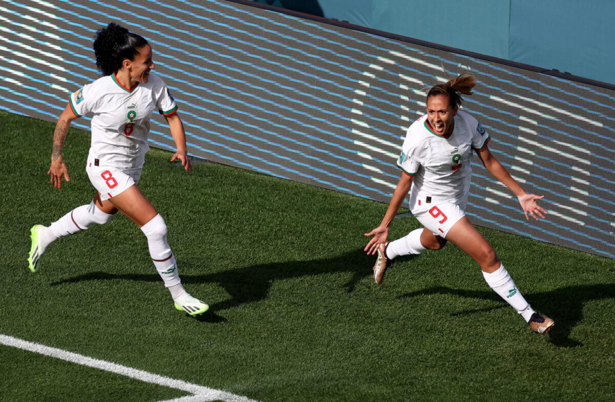 Bezzecchi bouleversé : sa victoire qui l'inscrit parmi les immortels du sport bezzecchi signe une victoire historique, marquant une étape mémorable dans sa carrière et dans le monde du sport.