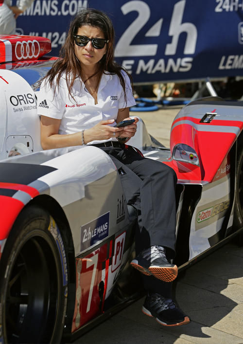 leena gade rejoint ford en tant qu'ingénieure, apportant son expertise et son expérience pour renforcer l'équipe technique du constructeur automobile.