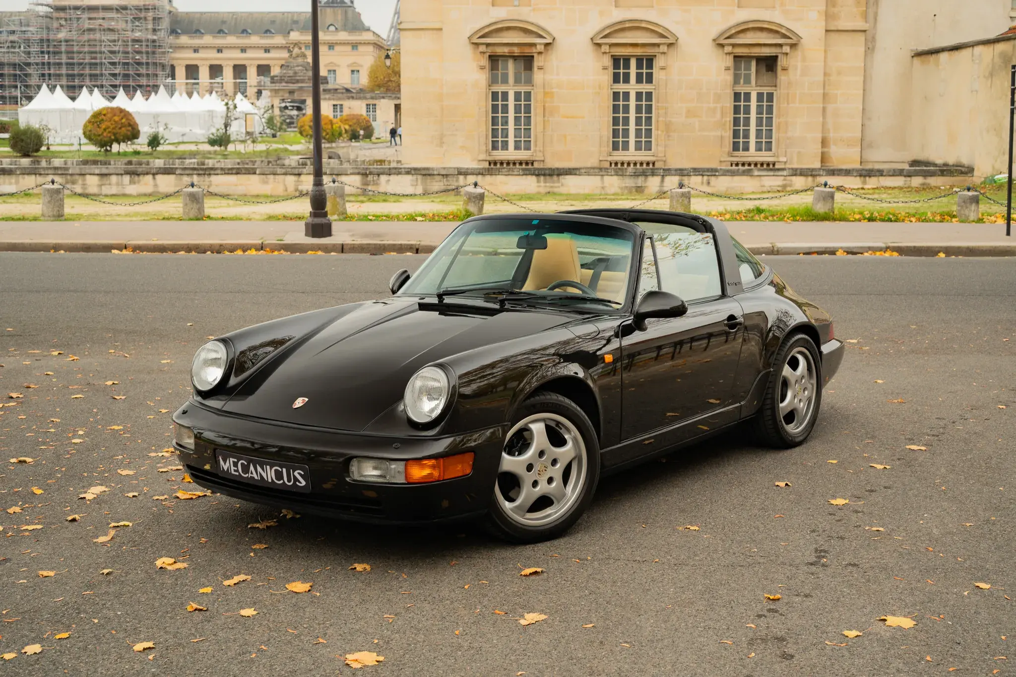découvrez l'histoire de la porsche varrera, un pari risqué qui repousse les limites de l'innovation automobile.