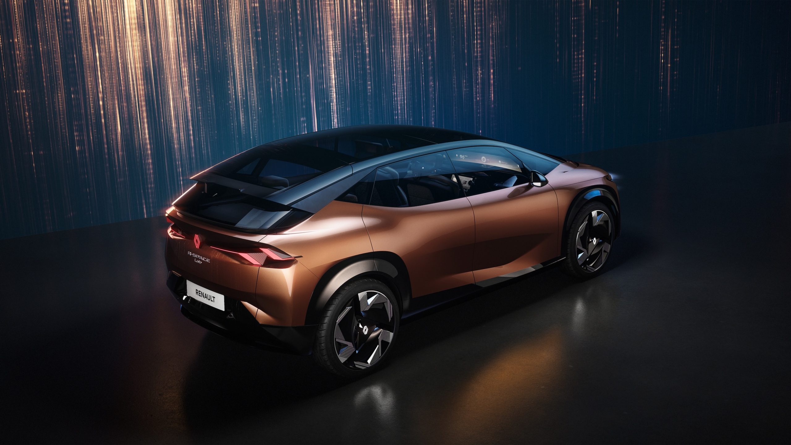 découvrez le renault r-space lab, un intérieur futuriste alliant design innovant et inspirations bmw pour une expérience de conduite unique.