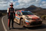 suivez la performance exceptionnelle de katsuta qui maintient sa position de leader au rallye des canaries, un événement phare du championnat du rallye.