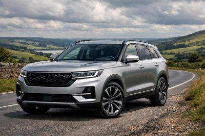 découvrez le jaecoo 7, inspiré du range rover, qui conquiert le marché britannique en devenant la voiture neuve la plus vendue au royaume-uni. un succès surprenant à ne pas manquer !