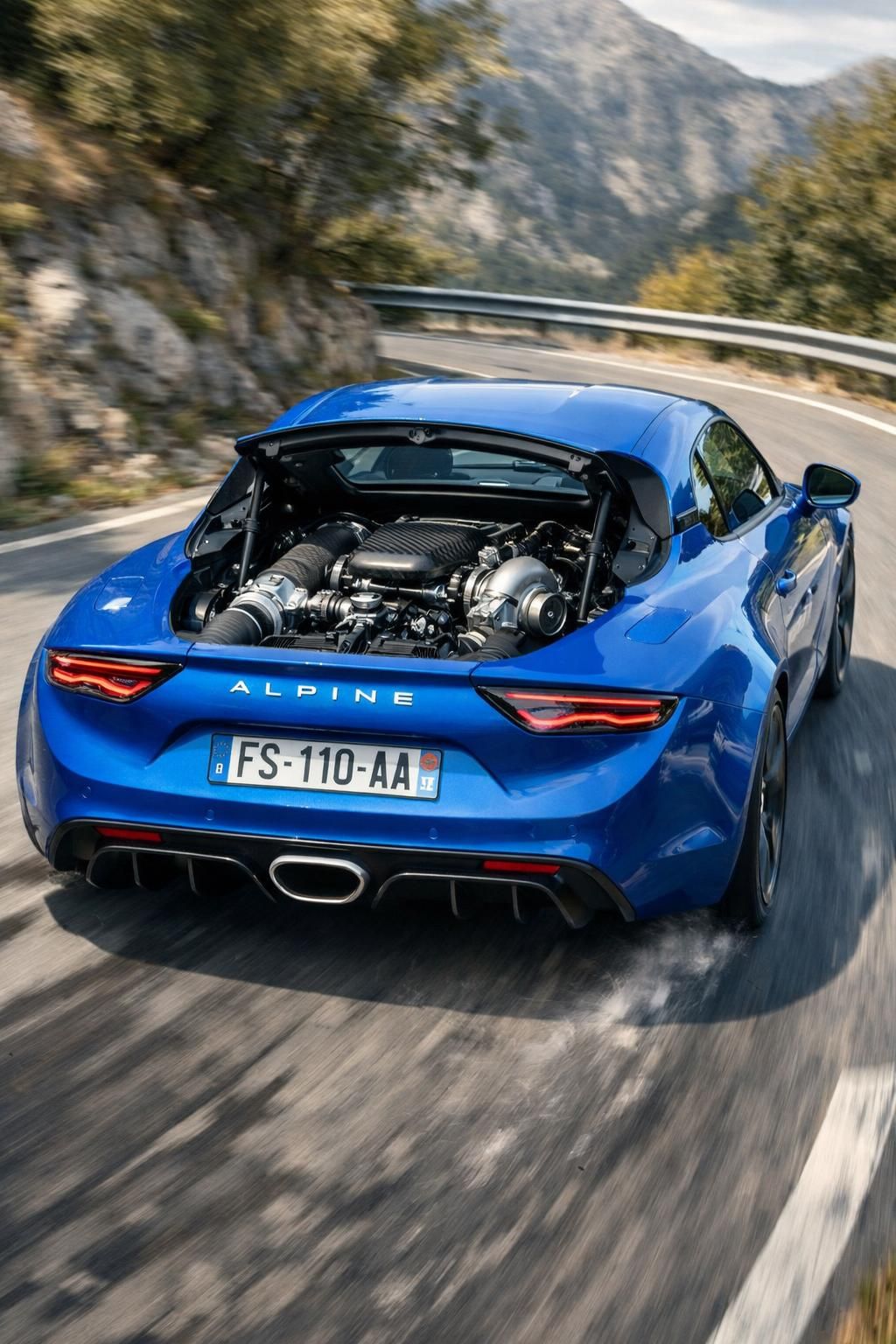 découvrez comment l'alpine a110 cache un moteur plus puissant que prévu, offrant une surprise inattendue et temporaire pour certains heureux propriétaires.