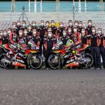 aprilia lance les essais de sa moto motogp 850cc, une étape clé pour préparer la nouvelle saison de course avec performance et innovation.