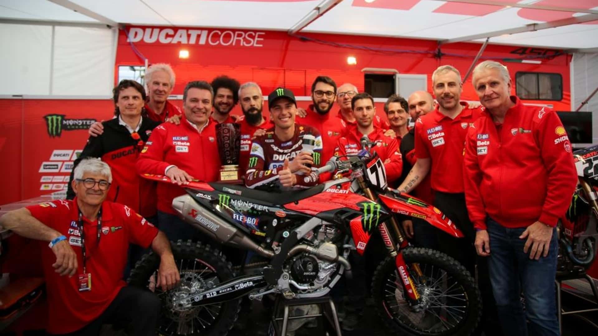 Ducati reconnaît les avancées remarquables d'Aprilia dans la compétition ducati reconnaît les avancées significatives d'aprilia en compétition, soulignant la montée en puissance du constructeur italien sur les circuits internationaux.