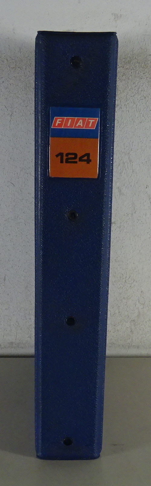 découvrez la fiat 124 limousine, véritable icône turinoise reconnue mondialement pour son design intemporel et ses performances remarquables.