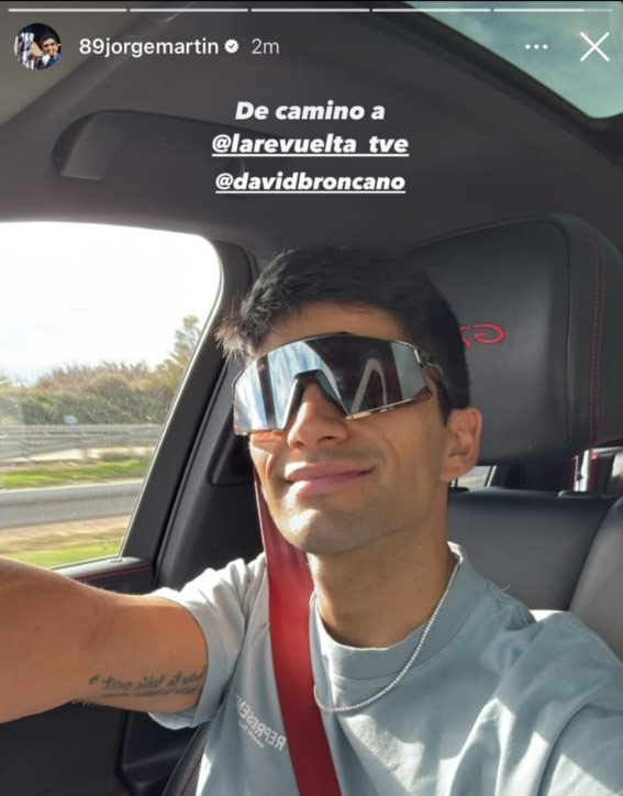 découvrez pourquoi jorge martín choisit d'ignorer ses podiums malgré ses performances impressionnantes en motogp.