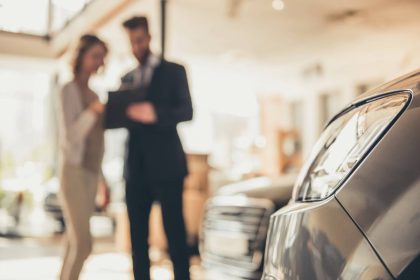 Du concessionnaire au mandataire : comment réduire le prix de votre future voiture ? | Automag.fr