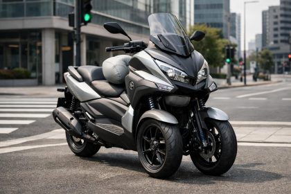 Essai du Yamaha Tricity 300 Airbag 2026 : un trois-roues synonyme de sécurité renforcée, mais à quel coût ? découvrez l'essai complet du yamaha tricity 300 airbag 2026, un trois-roues innovant offrant une sécurité renforcée grâce à son airbag intégré. analyse des performances, du confort et du prix pour savoir si cet investissement en vaut la peine.