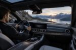 découvrez les premières promesses du mercedes-amg gt suv, futur rival électrique du porsche cayenne, après une première prise en main à bord.