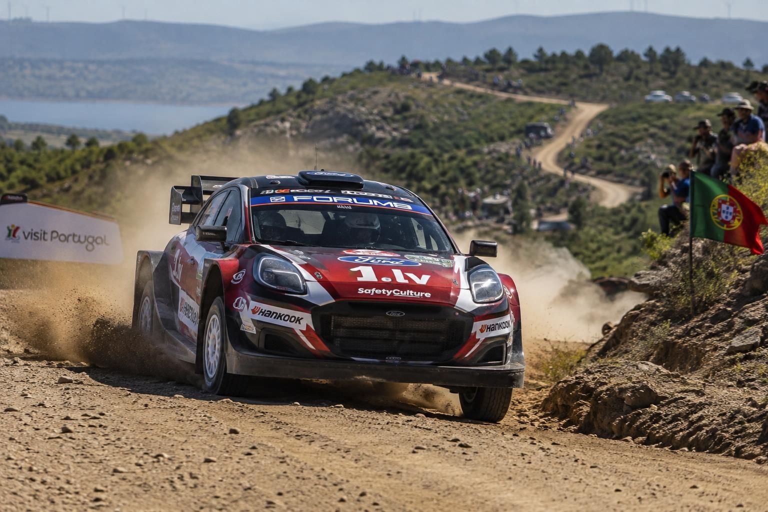 Après son triomphe en ERC, Sesks entretient le flou sur son avenir en WRC après son triomphe en erc, mārtiņš sesks reste évasif sur la suite de son parcours en wrc et laisse planer le doute sur son avenir.